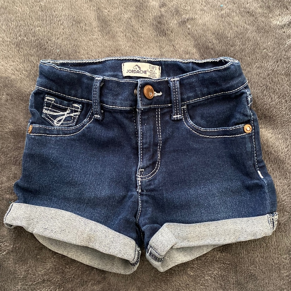 4pcs of Baby Girl 3T clothing